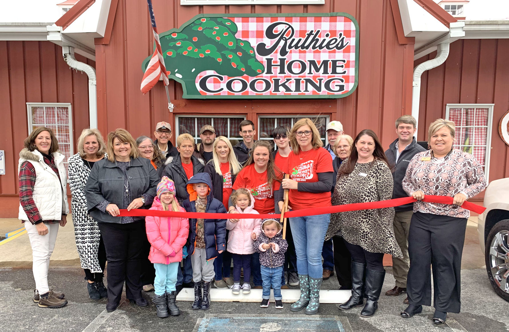 Ribbon cutting held at Ruthie’s